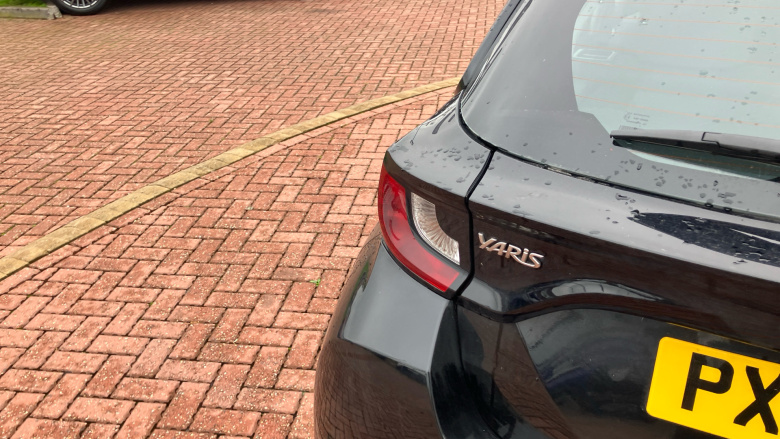 Toyota Yaris 1.5 Hybrid Icon 5dr CVT Hybrid Hatchback